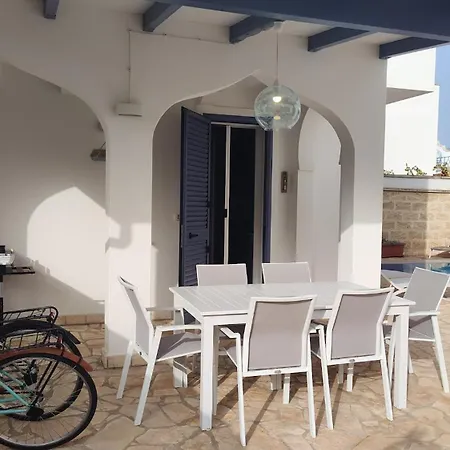 Borgo Celentano Сasa de vacaciones Torre Lapillo